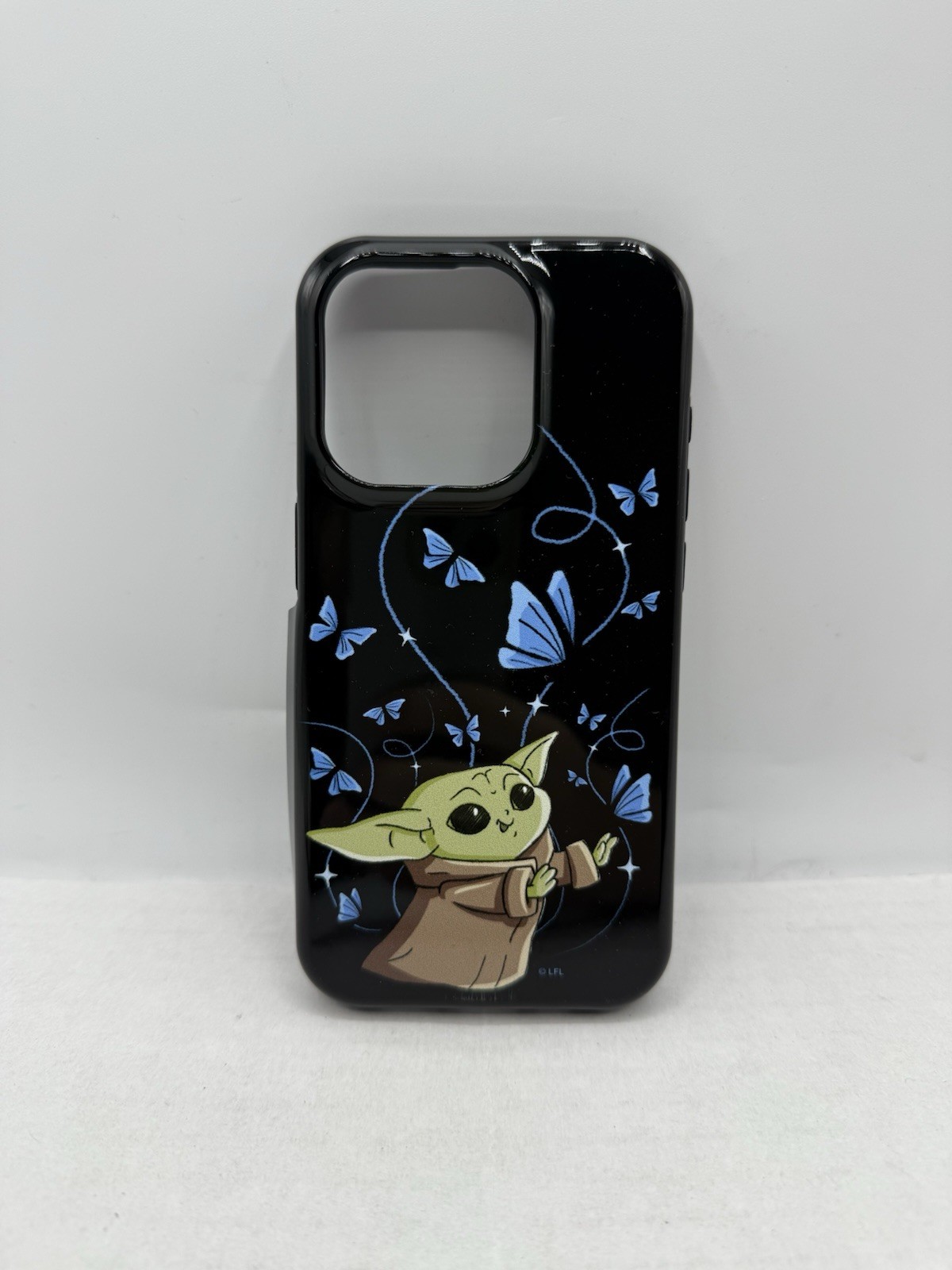 Star Wars The Mandalorian The Child with Blue Butterflies Case for iPhone 15 Pro