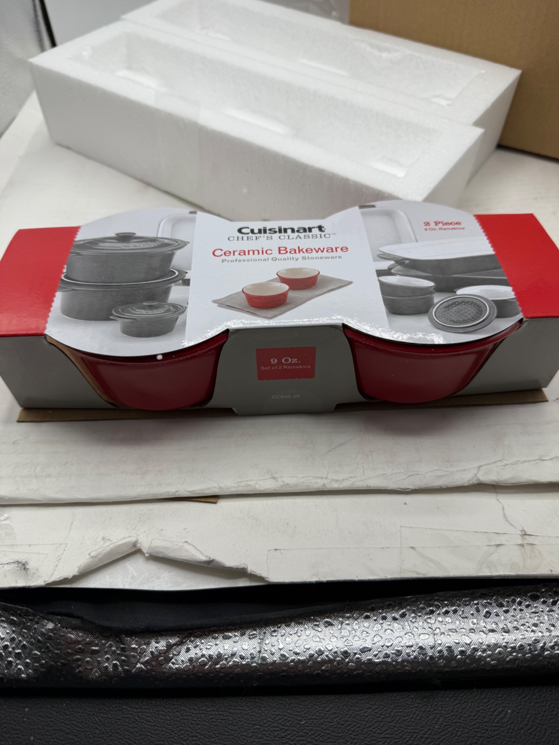 Cuisinart Chef's Classic Ceramic Bakeware-Set of 2, 9 oz Ramekins, Red