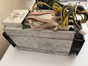 BITMAIN ANTMINER L3+ WITH PSU Scrypt Litecoin Miner 504MH/s photo 3