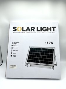 Favorwe 150W Dusk to Dawn Solar Light