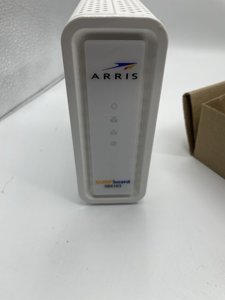 ARRIS SURFboard SB6183 DOCSIS 3.0 Cable Modem - White photo 3