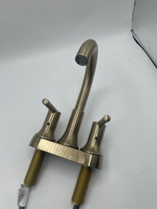 Delta Faucet Trinsic Gold Bathroom Faucet 2559-CZMPU-DST photo 2