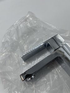 Delta 567LF-HGM-PP Modern Single Hole Bathroom Faucet photo 2