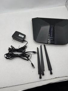 NETGEAR Nighthawk 6Stream Dual-Band WiFi 6 Router (RAX54S) - Missing 1 Antenna photo 7