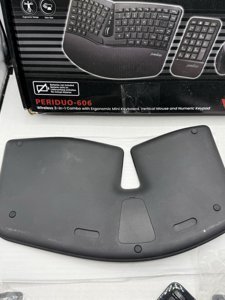 Perixx PERIDUO-606A, 3-in-1 Wireless Compact Ergonomic Keyboard with Vertical photo 3