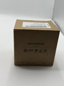 Genuine Volkswagen Fuel Filler Door Lock Actuator 8V0-862-153-A photo 2