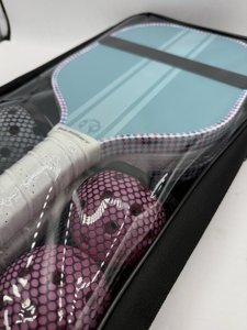 Parrot 16mm Pickleball Set With Carrying Case 2 Rackets + 4 Balls photo 2