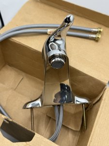 Moen L64625 Single Handle Centerset Bathroom Faucet - Chrome photo 3