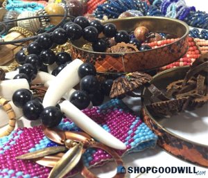 Natural Carved & Seed Bead Mixed Jewelry - 2lb Lot photo 4