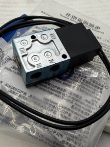 ZTO Valves 45A-AA1-DDBA-1BA Solenoid Valve 12VDC photo 5