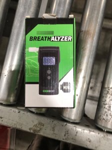 Breathalyzer, Fuel Cell Breathalyzer for Alcohol, Personal Alcohol Breathalyzer Tester for Home with LCD Digital Display and 10 Mouthpieces (Black) photo 2