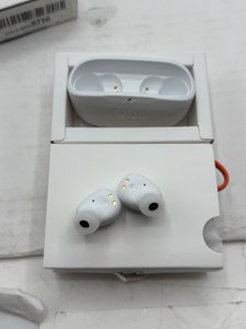 JBL Vibe Buds - True Wireless Earbuds, Smart Ambient, VoiceAware, Up to 32 total hours of battery life with speed charging, Water and dust resistant, JBL Deep Bass Sound (White) photo 5