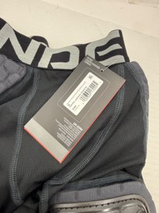 Under Armour Gameday Pro 5-Pad Football Girdle Youth Medium photo 5