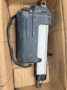 HOLDWELL Quick Tach Actuator AT494284 AT424407 Compatible with John Deere 318D 320D 323D 319D 329D 328E 204K 204L 244J 244K 244L 304J photo 4