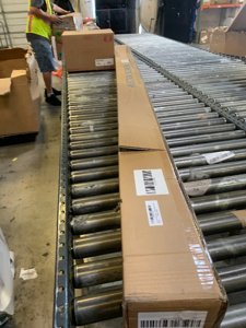 Aoxun 100" Motorized Projector Screen - Indoor and Outdoor Movies Screen 100 inch Electric 16:9 Projector Screen W/Remote Control photo 3