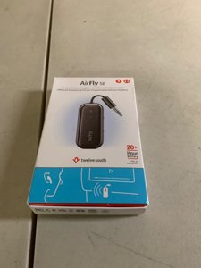 Twelve South AirFly SE, Bluetooth Wireless Audio Transmitter for AirPods/Wireless or Noise-Cancelling Headphones; Use with Any 3.5 mm Audio Jack on Airplanes, Gym Equipment or iPad/Tablets (Black) photo 2