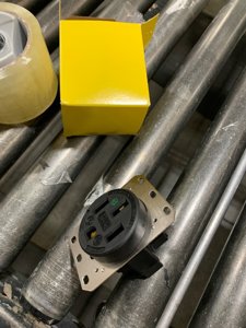 Hubbell HBL9450A Straight Blade Device Receptacle, RTP, Industrial Grade, 3-Pole 4-Wire Grounding, 50A 125/250V, 14-50R photo 3