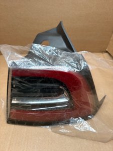150208700D 4-PIN LED right outer Brake Tail Lamp Compatible with Tesla Model Y 2020-2023 and Model 3 2020-2023 Replaces 107739800F TA2805101 photo 3