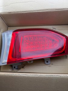 Huray Full LED Tail Light Fit for Chrysler 300/300C 2015-2023 Sedan 4Dr, LH Taillight OE Style Tail lamp Rear Brake Lamp Replacement for CH2800213 Driver Side (Left Chrome Bezel) photo 2