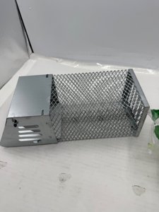 2025 Humane Rat Trap Outdoor Rodent Traps Humane Mouse Trapss Indoor Squirrel Trap,Sensitive Pedal Trigger,Metal Rat Live Animal Traps for Voles,Chipmunk,Rodents,Mice,Moles (Include Gloves&Clamps) photo 3