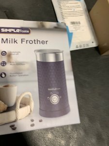 SIMPLETASTE Milk Frother, 4-in-1 Electric Milk Steamer, Automatic Warm and Cold Foam Maker and Milk Warmer for Latte, Cappuccinos, Macchiato photo 2