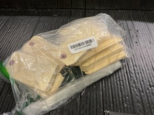 Sayglossy 1000 Pcs Blank Manila Shipping Tags with Wire 4 3/4" x 2 3/8" Paper Hang Luggage Price Asset Gift Label Tags (Yellow) photo 2