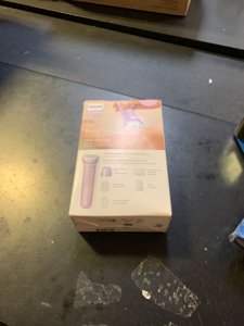 Philips Lady Shaver Series 8000 - Cordless, Wet & Dry Electric Shaver, 3-Blade Shaving System, Flexible Shaving Head, LED Light, for Legs, Body & Bikini, 100 Mins. Runtime, Model BRL149/00 photo 2