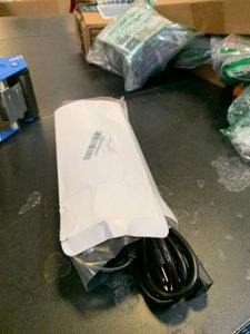 4 pin XLR power/12v 4 pin Power Supply for Sony F55, Venice, Canon C300 MKII, C500 MKII, C700 Camera Monitor photo 2