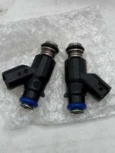 2pcs Fuel Injectors 12587269 FJ1062 Fit for Chevrolet Avalanche Express Silverado Suburban Fit for GMC Sierra 1500 2500 3500 Yukon XL 2009-2010 Replaces 12587269 FJ1062 photo 5