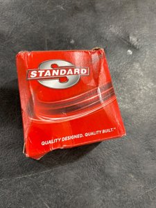 Standard Motor Products Ignition DS2476 Fuel Tank Selector Switch photo 2