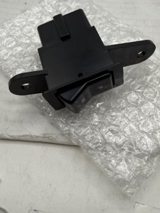 Standard Motor Products Ignition DS2476 Fuel Tank Selector Switch photo 4