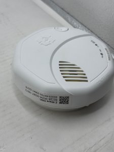 New 2025 First Alert SMCO410 Z-Wave Battery-Powered Smoke Detector & Carbon Monoxide Alarm, Works with Ring Alarm Base Station, Single Pack, White photo 5