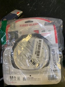New 2025 First Alert SMCO410 Z-Wave Battery-Powered Smoke Detector & Carbon Monoxide Alarm, Works with Ring Alarm Base Station, Single Pack, White photo 3
