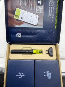 Norelco Philips OneBlade 360 with Connectivity Hybrid Face, Electric Beard Trimmer and Shaver, with 360 Blade Technology, 1x360 Blade for Face, 5in1 Adjustable Comb, Model QP4530/90 photo 4