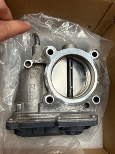 Throttle Body S20435 Fit for Hyundai Elantra 2011-2016 1.8L, for Elantra 2014-2020 2.0L, for Tucson 2014-2020 2.0L, for Kia Forte 2014-2019 2.0L, for Forte Koup 14-17 2.0L, for Forte5 2014-2018 2.0L photo 4