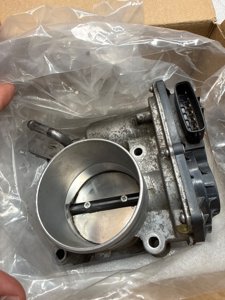 Throttle Body S20435 Fit for Hyundai Elantra 2011-2016 1.8L, for Elantra 2014-2020 2.0L, for Tucson 2014-2020 2.0L, for Kia Forte 2014-2019 2.0L, for Forte Koup 14-17 2.0L, for Forte5 2014-2018 2.0L photo 3
