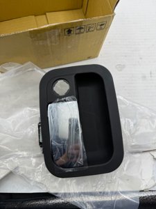 Dorman 760-5403 Front Driver Side Exterior Door Handle Compatible with Select Kenworth/Peterbilt Models, Chrome Lever and Black Housing photo 4