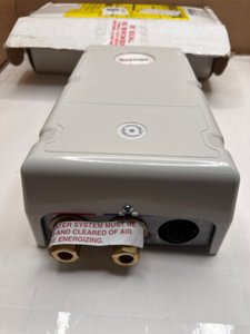 Eemax SPEX35 FlowCo 3.5 Kilowatt 240 Volt Electric Point of Use Water Heater photo 6