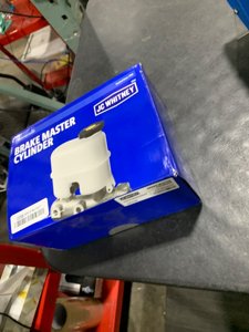JC Whitney JFBAJCWBMC00059 Brake Master Cylinder - Compatible with Honda Accord 1990-1997, Prelude 1992-1996 - Bore: 0.938 inches photo 3