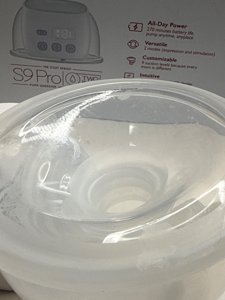 Momcozy S9 Pro Wearable Breast Pump, Hands-Free Double Electric Portable Pump 2 Count,Matte Gray photo 4