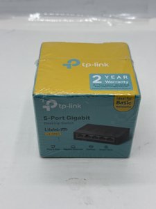 TP-Link TL-SG105 5-Port 10/100/1000Mbps Gigabit Ethernet Desktop Network Switch