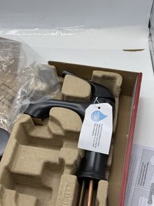 Pfister LF-042-LRYY Ladera 1-Handle 1-Hole Bathroom Faucet  photo 5