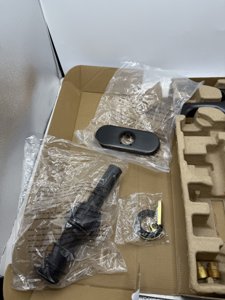 Pfister LF-042-LRYY Ladera 1-Handle 1-Hole Bathroom Faucet  photo 2