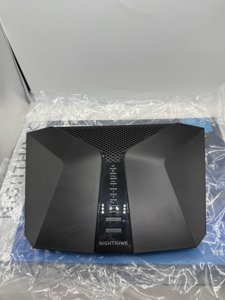 NETGEAR Nighthawk AX6 AX5400 6-Stream WiFi Black Router Dual Band 2500 sq ft Sold NETGEAR Nighthawk AX6 AX5400 6-Stream WiFi Black Router photo 2