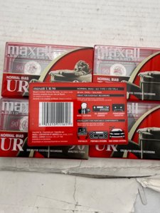 Maxell UR 90 Audio Cassette Tapes Normal Bias 5 Pack photo 3